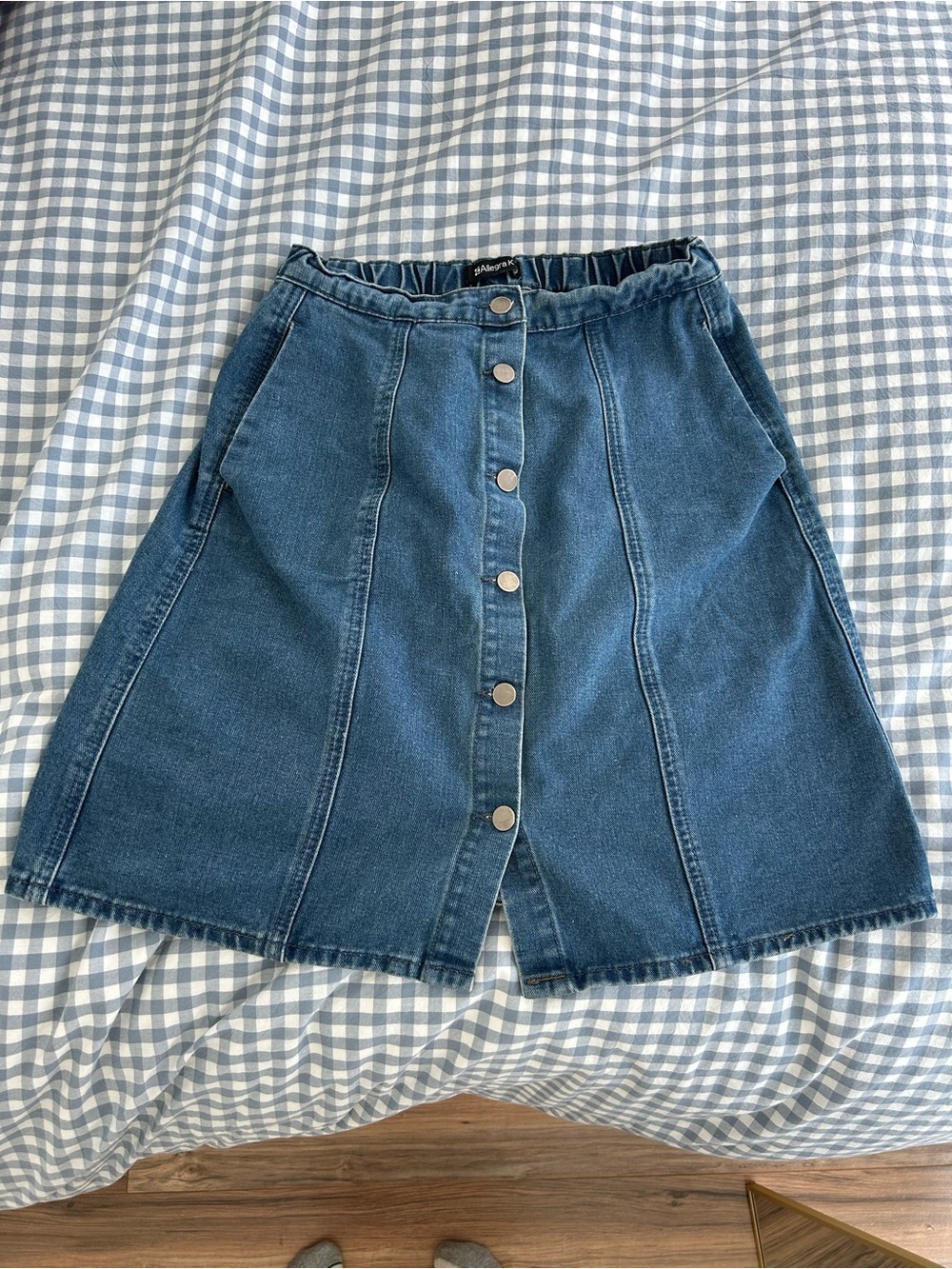 Denim Button-Front Skirt - Picture 2 of 4